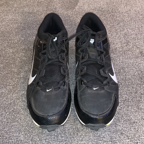 Nike Hyperdiamond Softball Cleats - Picture 3 of 7